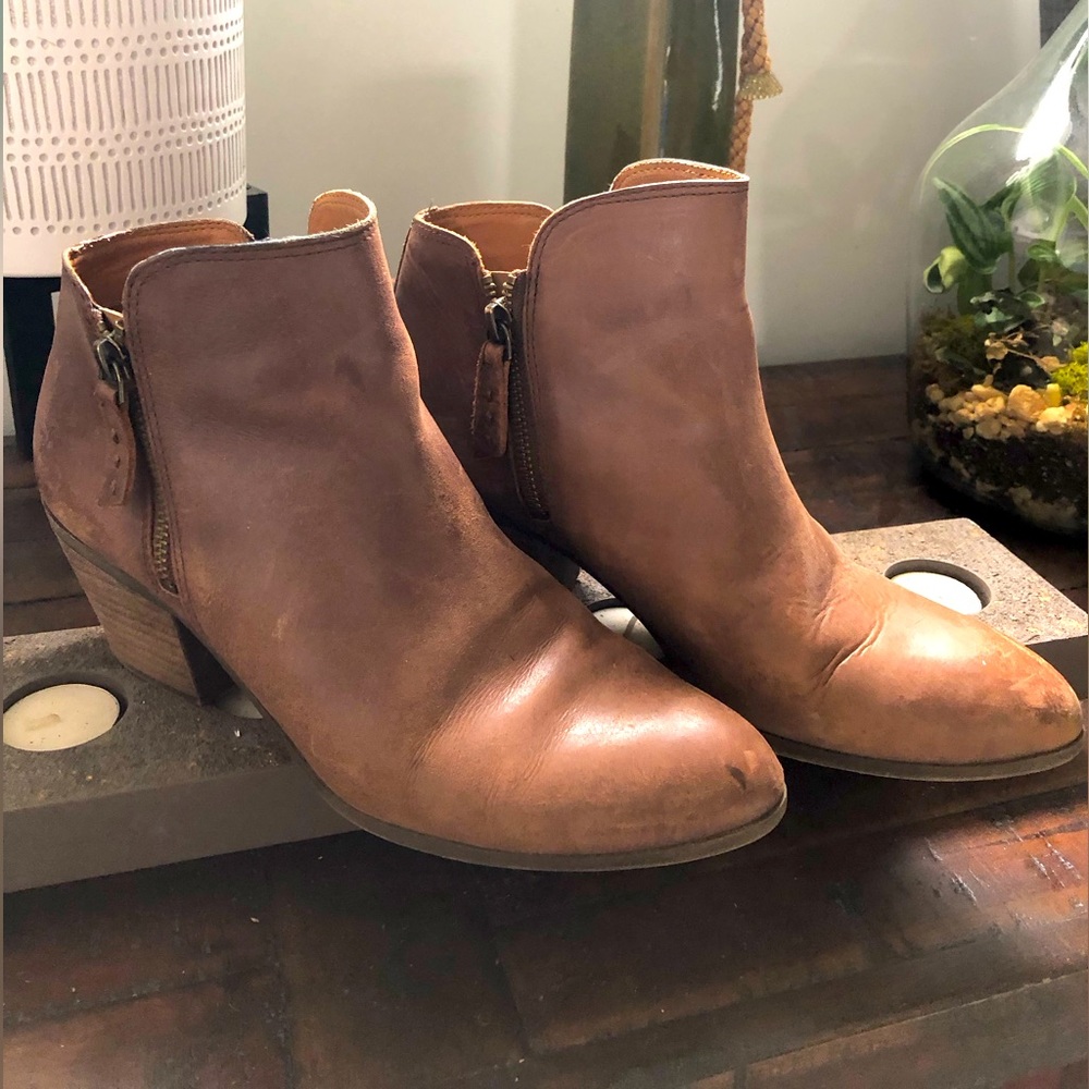 FRYE Judith Zio Ankle Boots BEAUTIFUL SIZE 9  great shape